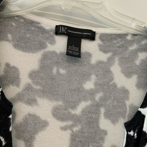 INC. International Concepts Black/White Floral Bell Sleeve Cardigan Sz. … - Picture 4 of 4